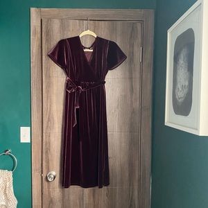 Crushed velvet Gap Maternity Dress